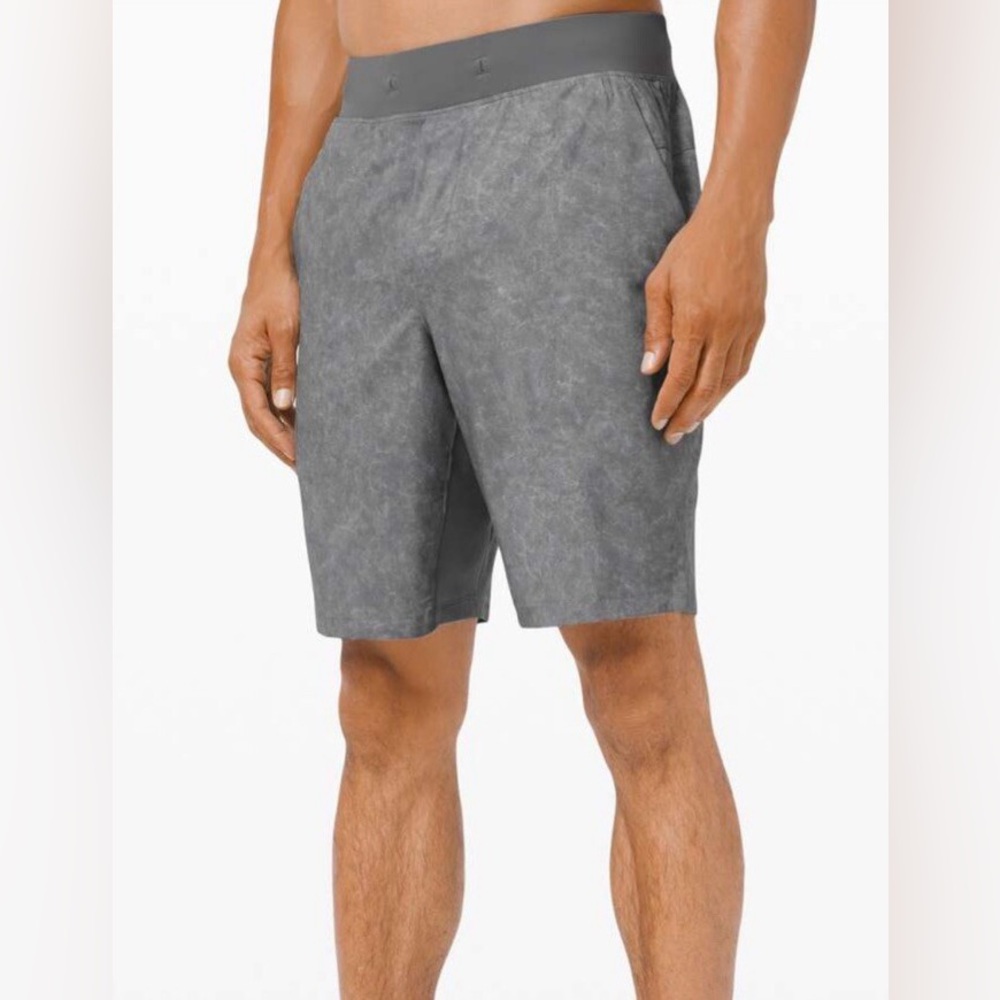 lululemon athletica Men's T.H.E. Short
